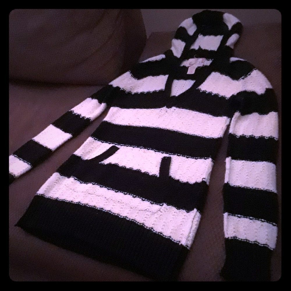 Hooded Sweater